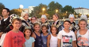 Visiter Split en famille et en s’amusant : Une idée ludique de jeu de piste historique! visiter Split en famille jeu de piste avec des enfants avec une guide francophone