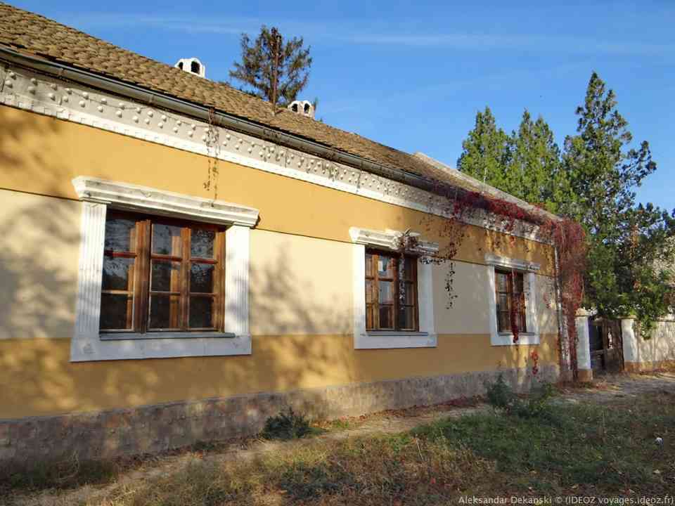 Krcedin maison dans le style de la région de voivodine