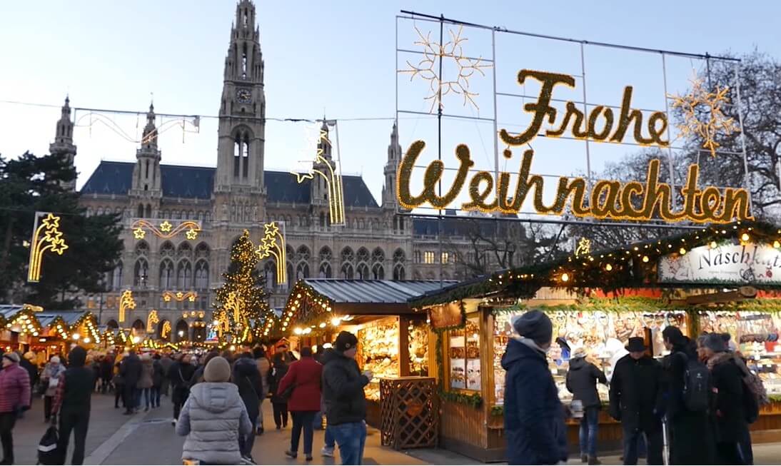marché de noel weihnachtenmarkt de vienne sur la place de l'hotel de ville (1)