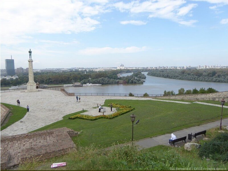 Danube à Belgrade vue depuis la forteresse Kalemegdan
