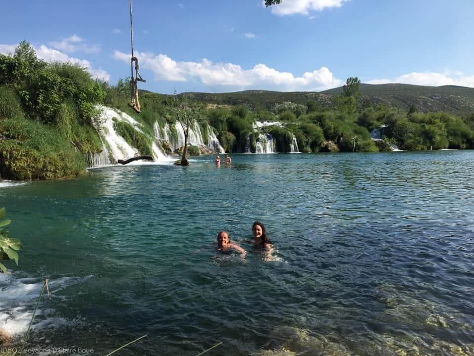 Berberov buk baignade dans la rivière Zrmanja