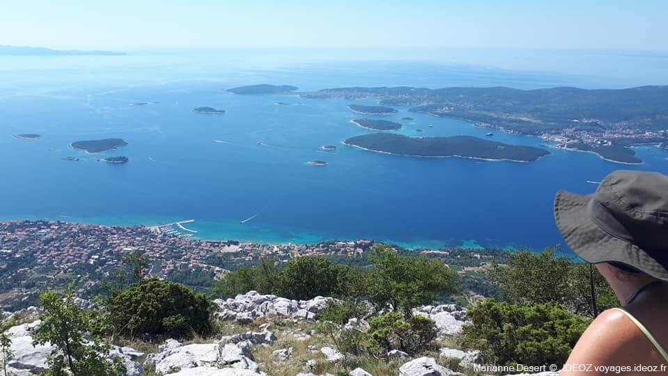 vue sur l'archipel de korcula depuis sveti ilija peljesac 