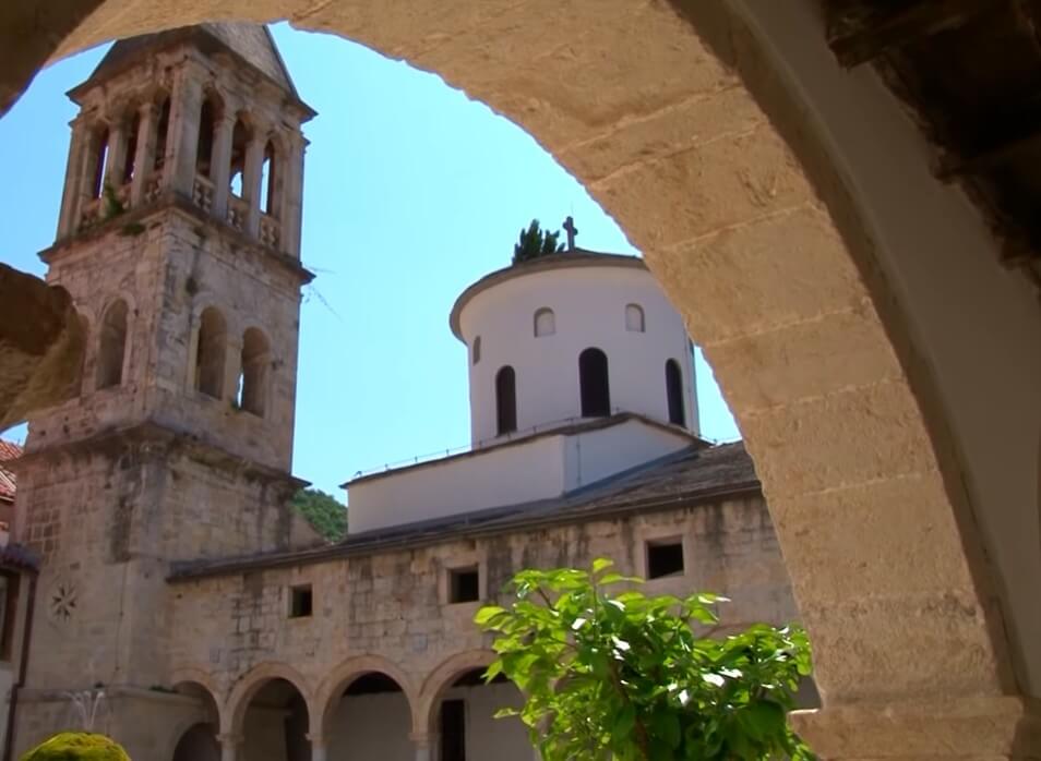 monastère serbe orthodoxe krka