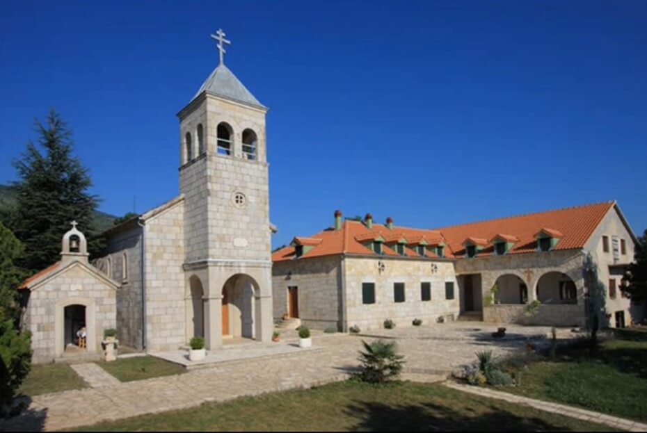 nouveau monastère de Dragovic à koljane en dalmatie du nord