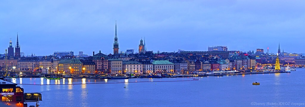 panorama sur stockholm à noel au coucher du soleil