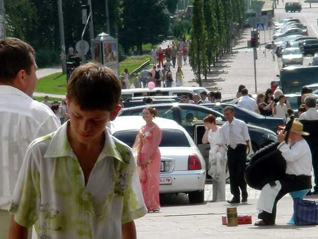 ados à un mariage à kiev 
