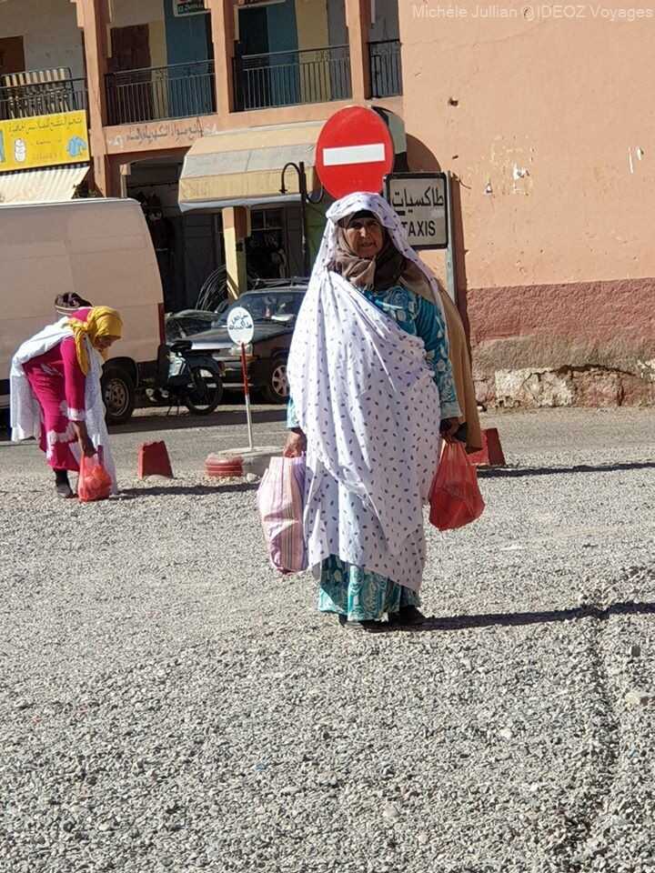 femme voyageant seule au maroc