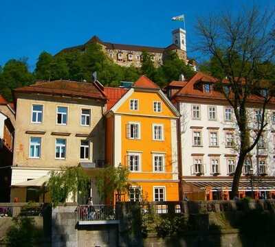 chateau et vieille ville de ljubljana
