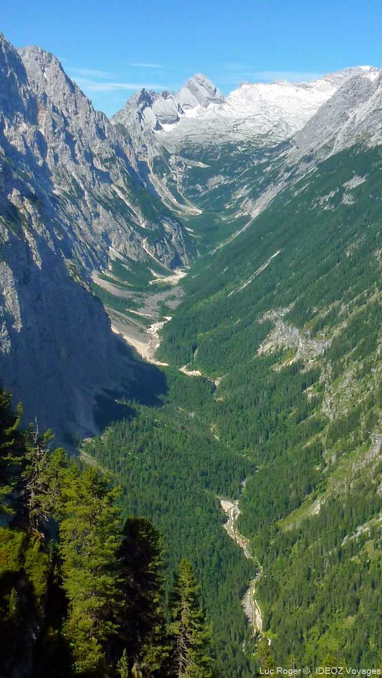 alpes bavaroises dans la région de garmisch partenkirchen 