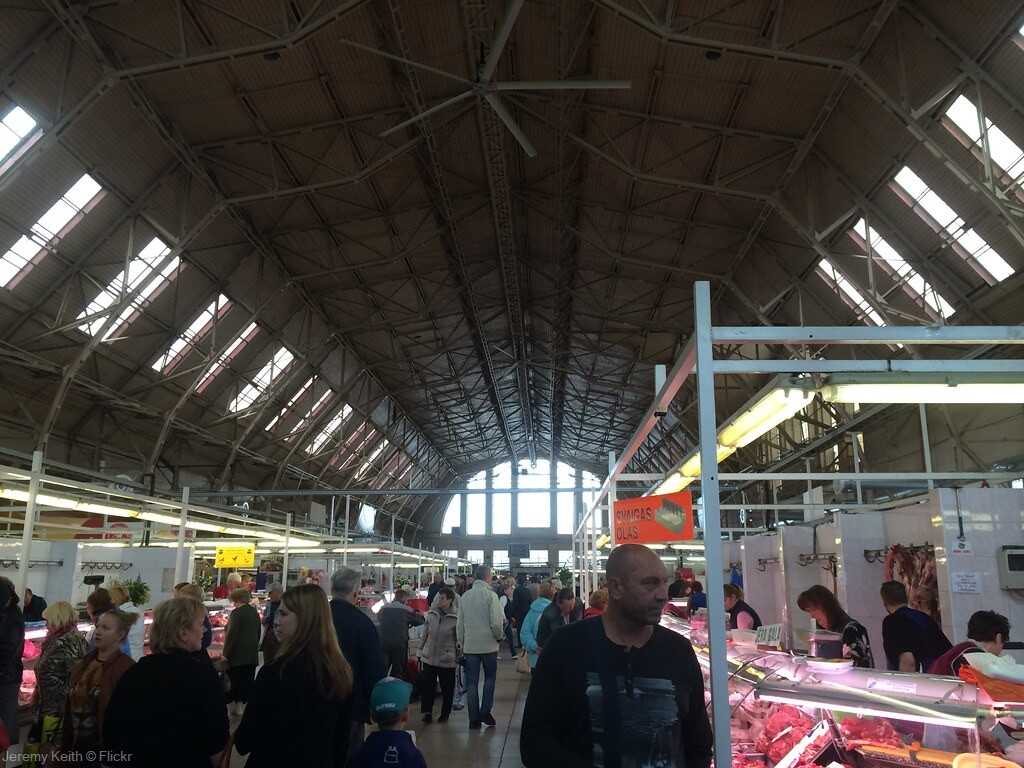 hangar zeppelin du marché central de Riga