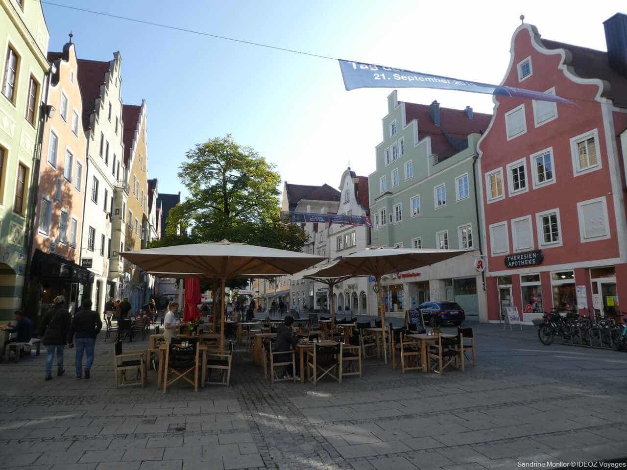 rue commerciale principale dans la vieille ville d'Ingolstadt
