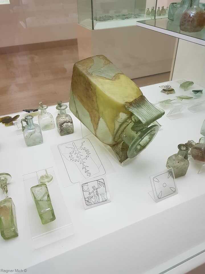 pièces de verre au musée du verre à zadar