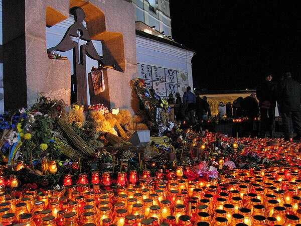 commémoration de l'holodomor en ukraine