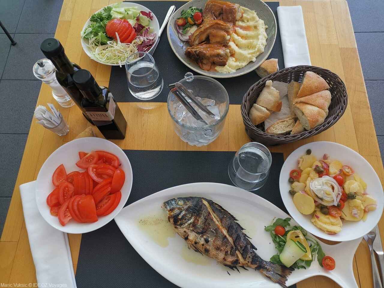 restaurant dir split poisson et viande