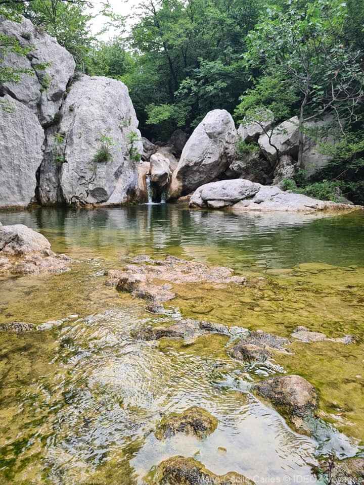 cascades dans le massif paklenica