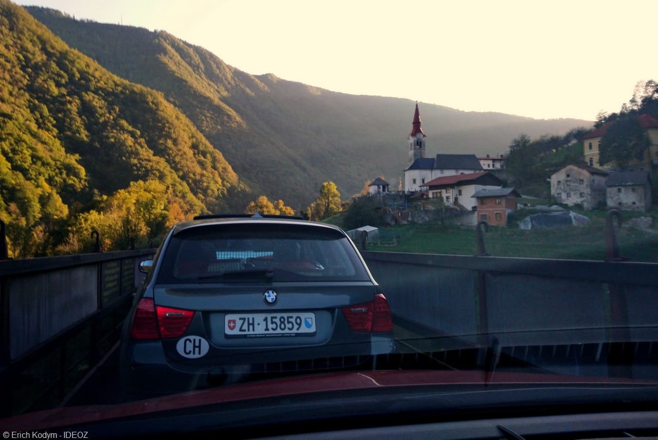 paysages alpins depuis autovlak slovenie