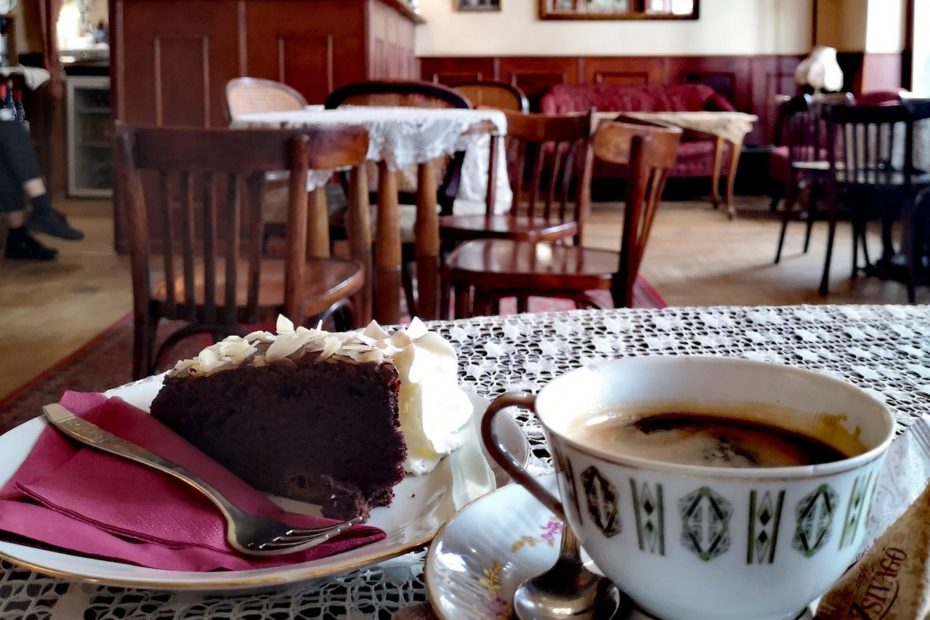 café budapest gateau sachertorte