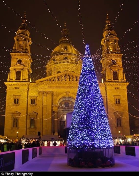 décorations sapin marché de noel basilique saint etienne de budapest (1)