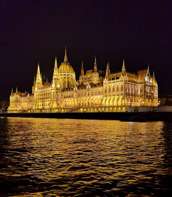 parlement de nuit