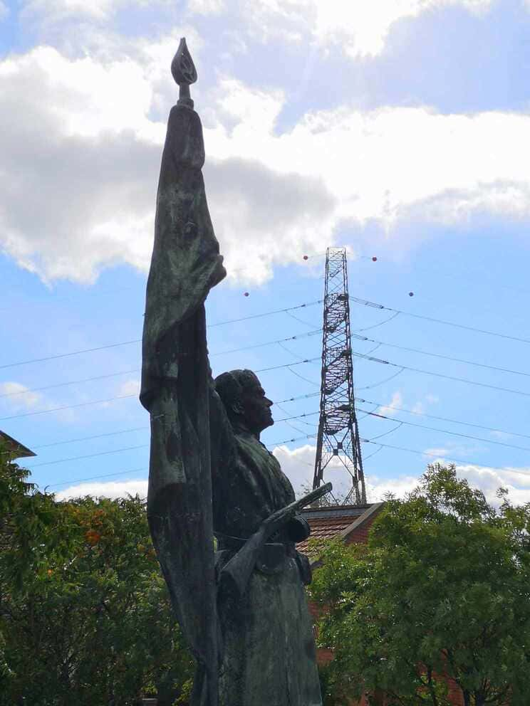 statue parc communiste budapest[1]