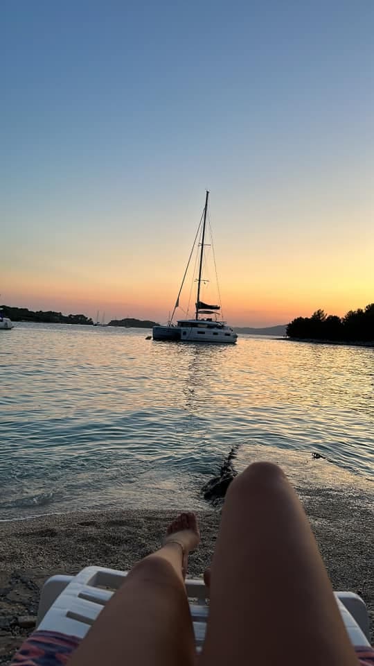 uvala duga juste a côté de labadusa au coucher du soleil sur l'ile de ciovo (1)