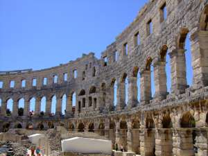 amphitheatre pula