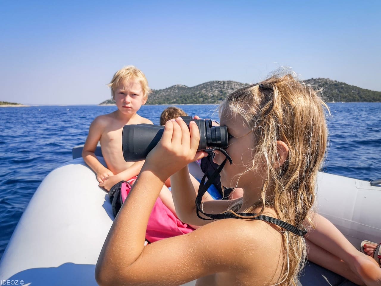 balade familiale en bateau dans archipel pakostane (1) (1)