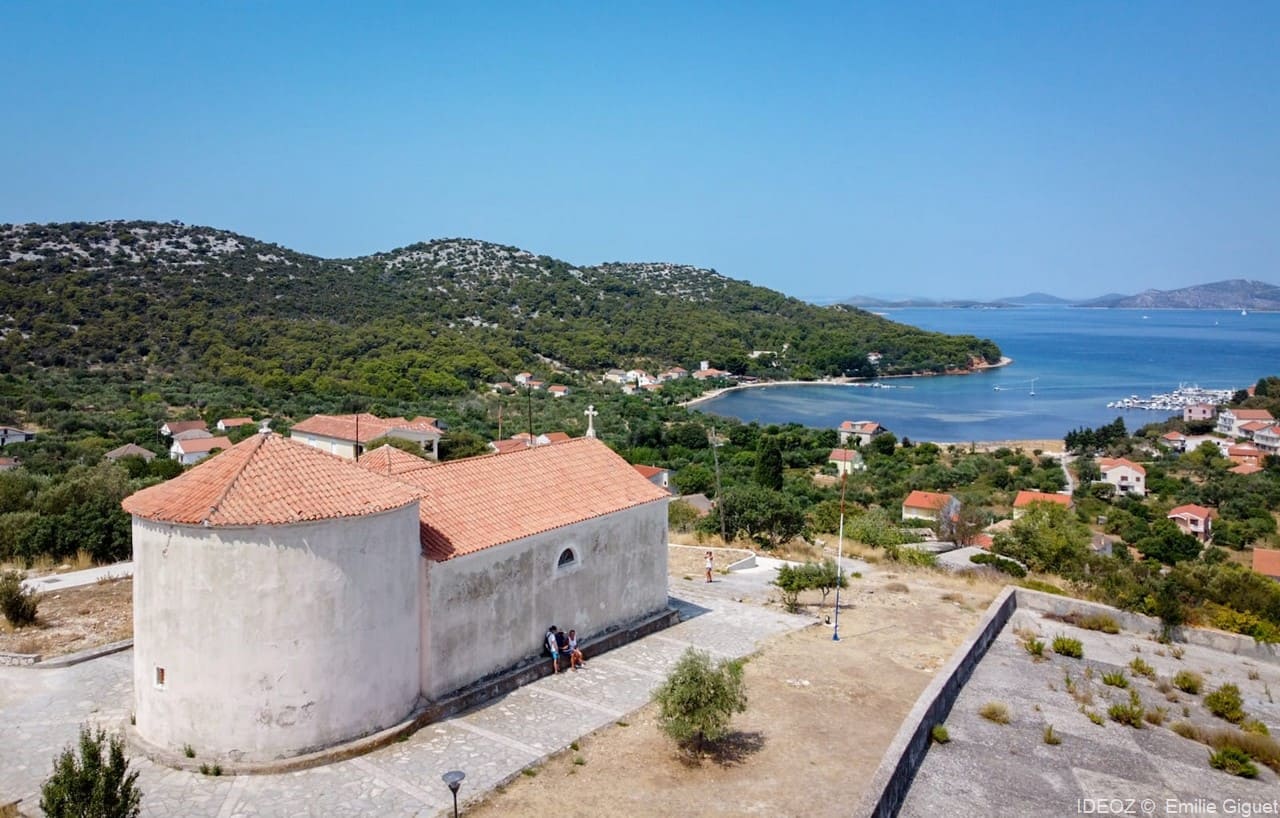 eglise vrgada (1)