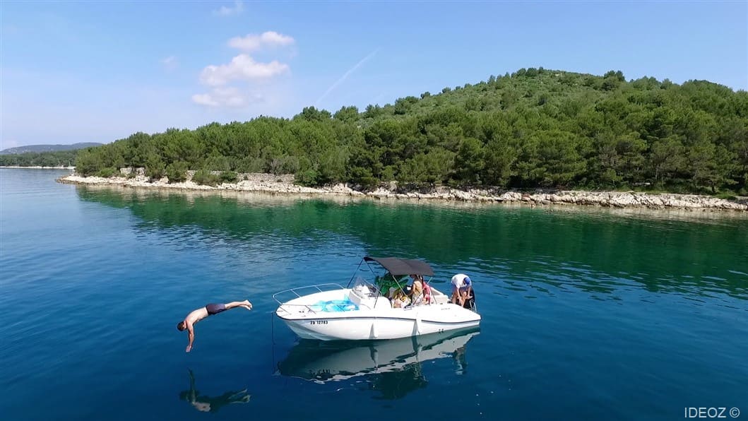 excursion ugljan en petit bateau avec topic (1)