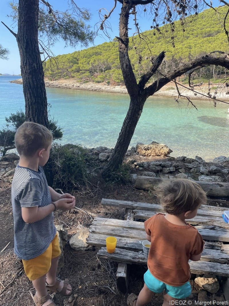 pause dans une crique vrgada (1)