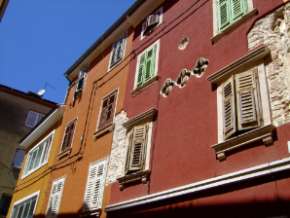 pula facade colorée