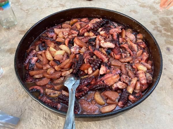 konoba humac peka de poulpe
