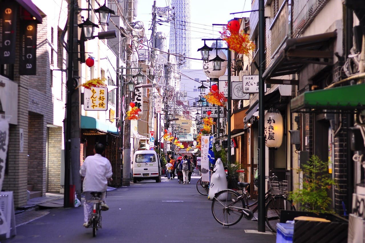 tokyo rue du quartier akasuka (1)