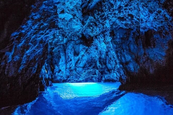 grotte bleue bisevo croatie (1)