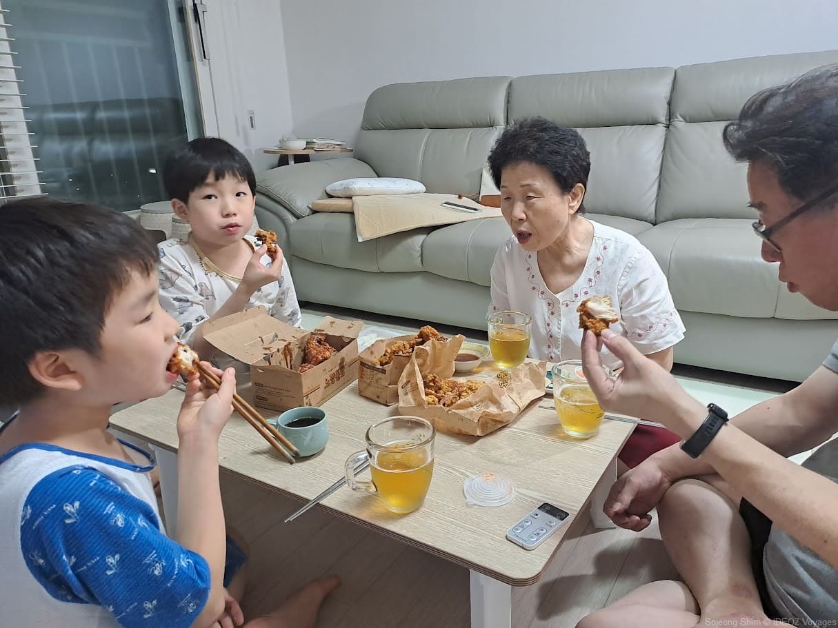 chimaek poulet frit coréen repas en famille