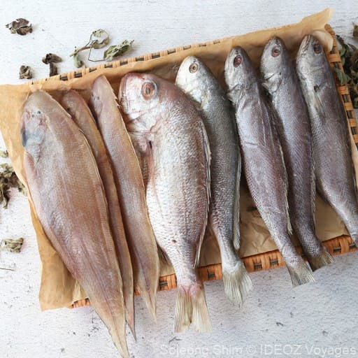 poissons offerts pour préparer le repas de chuseok