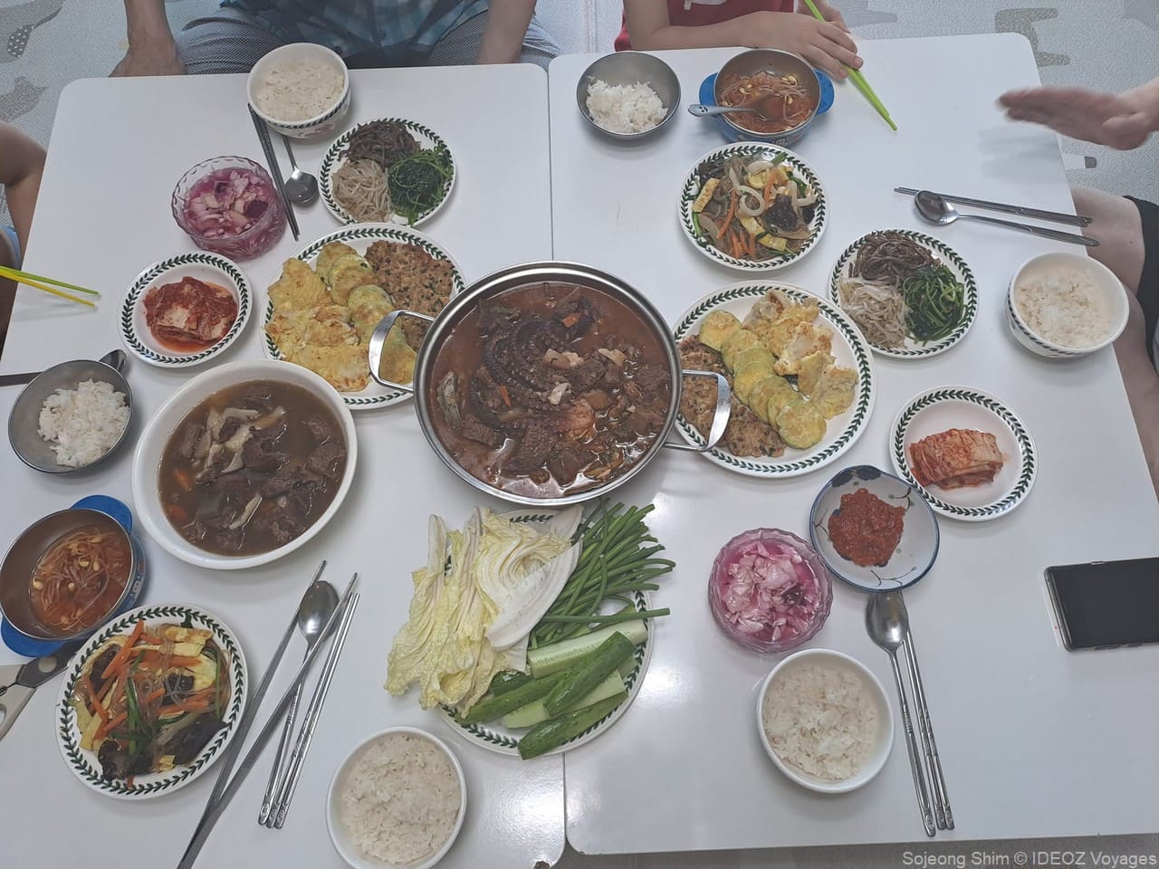 repas des plats typiques de chuseok (1)
