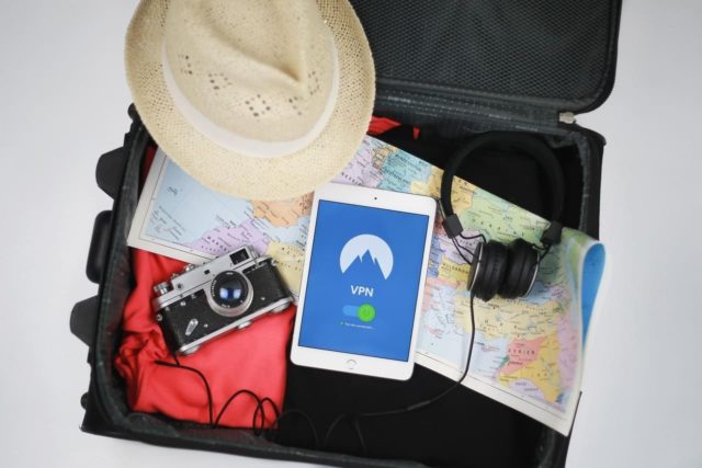valise numérique en voyage (1)