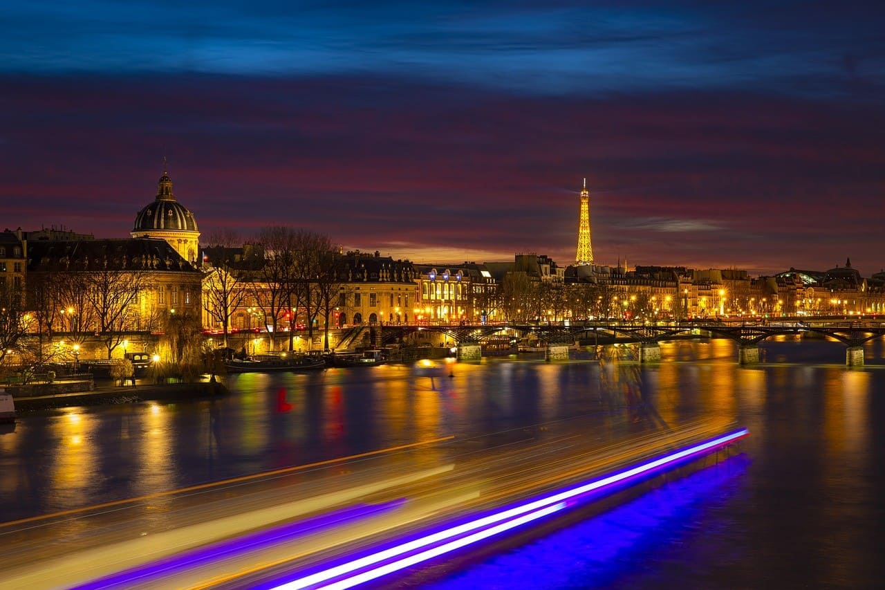 croisière nocturne sur la seine à paris au nouvel an (1)