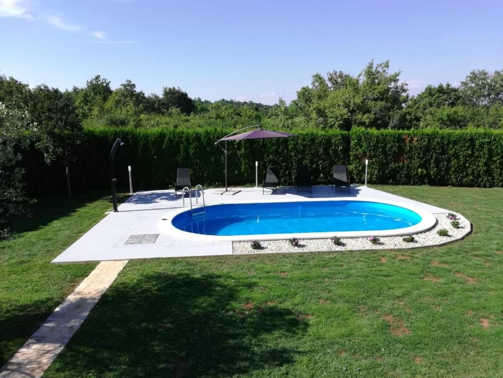 house maria ograde piscine (1)