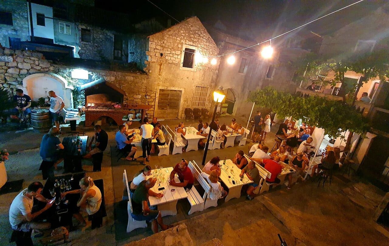 konoba loza pakostane (1)