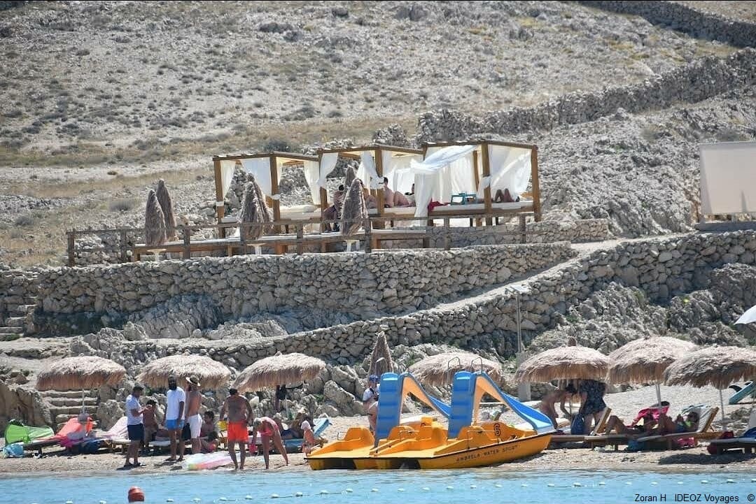 plaza cista pedalo et transats (1)