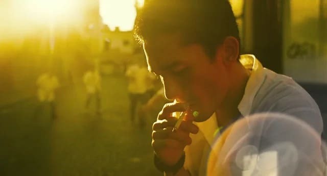 tony leung en train de fumer happy together (2)