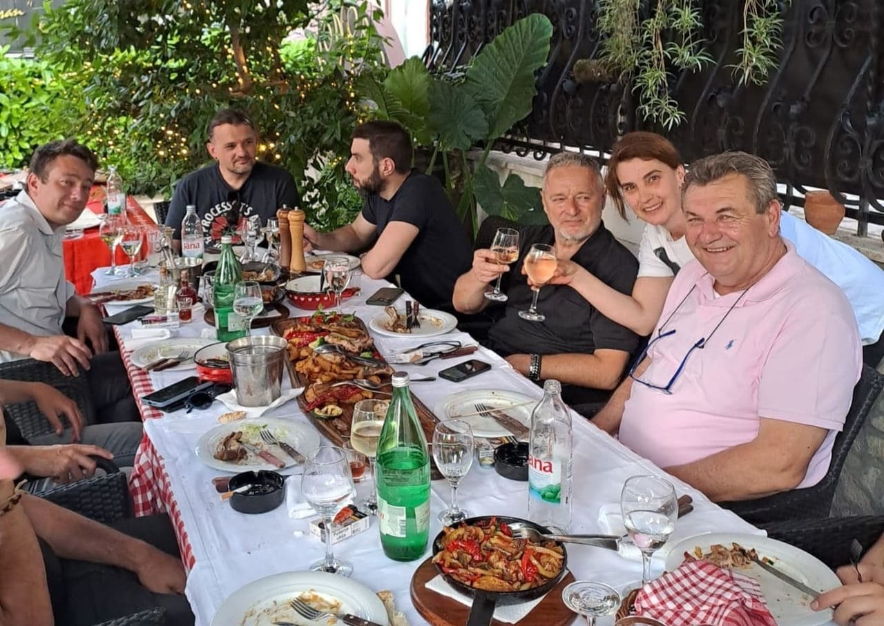 konoba didov san zagreb repas sur la terrasse (1) konoba didov san zagreb repas sur la terrasse (1)