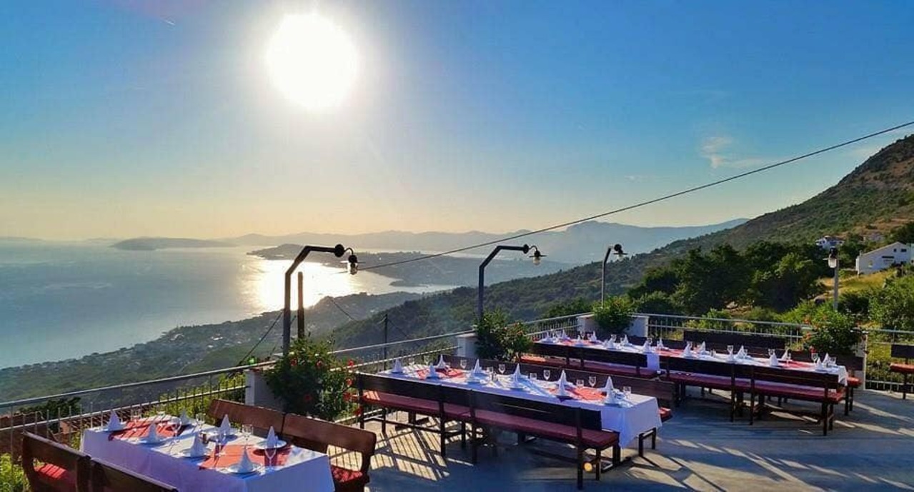 konoba argola vue sur la riviera de split (1)