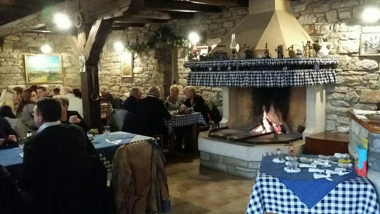 konoba toncic oprtalj (1) konoba toncic oprtalj (1)