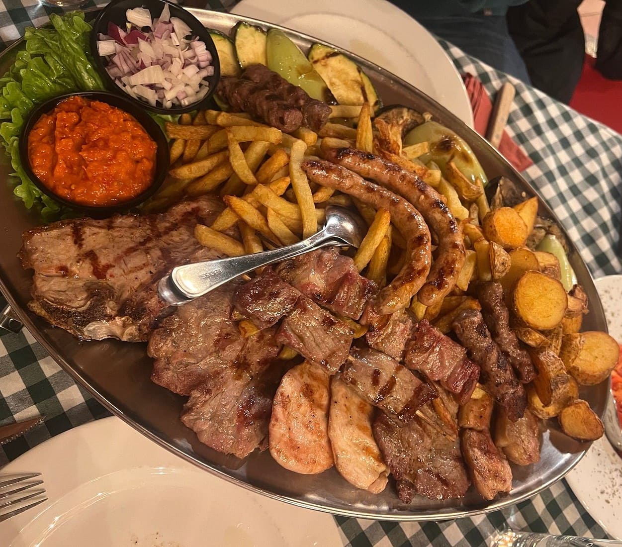 mix grill konoba dubrava dubrovnik (1) mix grill konoba dubrava dubrovnik (1)