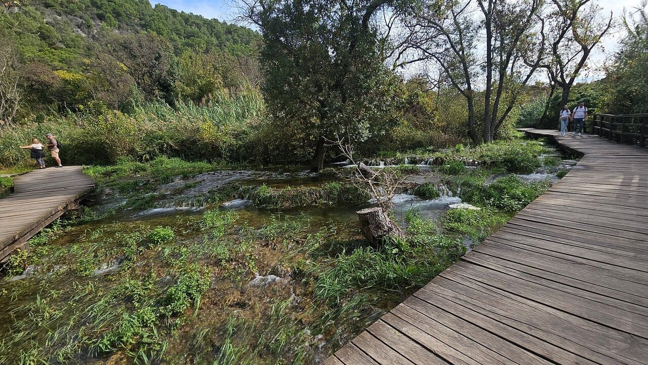 krka sentier de lozovac sans touristes (1)