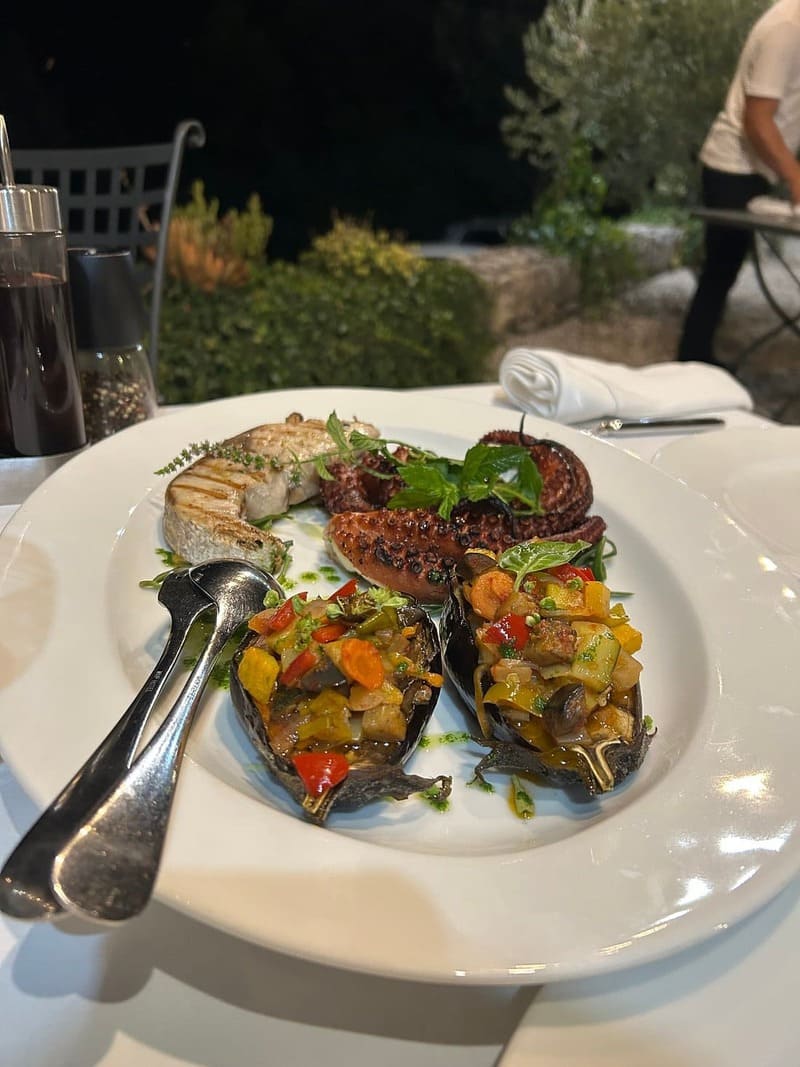 koraceva kuca poisson et légumes (1)
