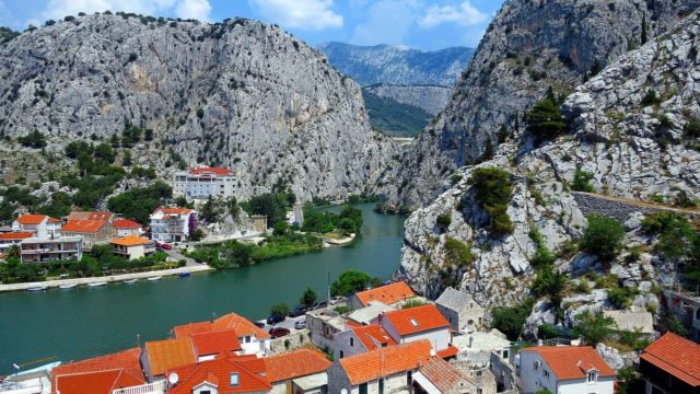 cetina delta omis